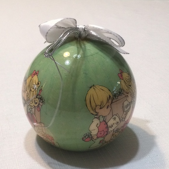 Precious Moments Porcelain Ornament - Picture 4 of 6